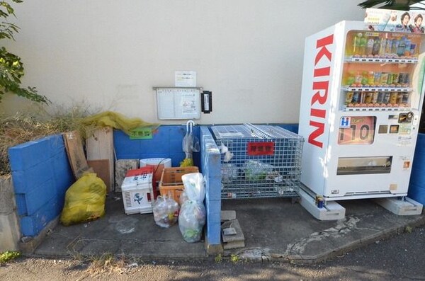 エントランス(☆ゴミ捨て場♪☆)