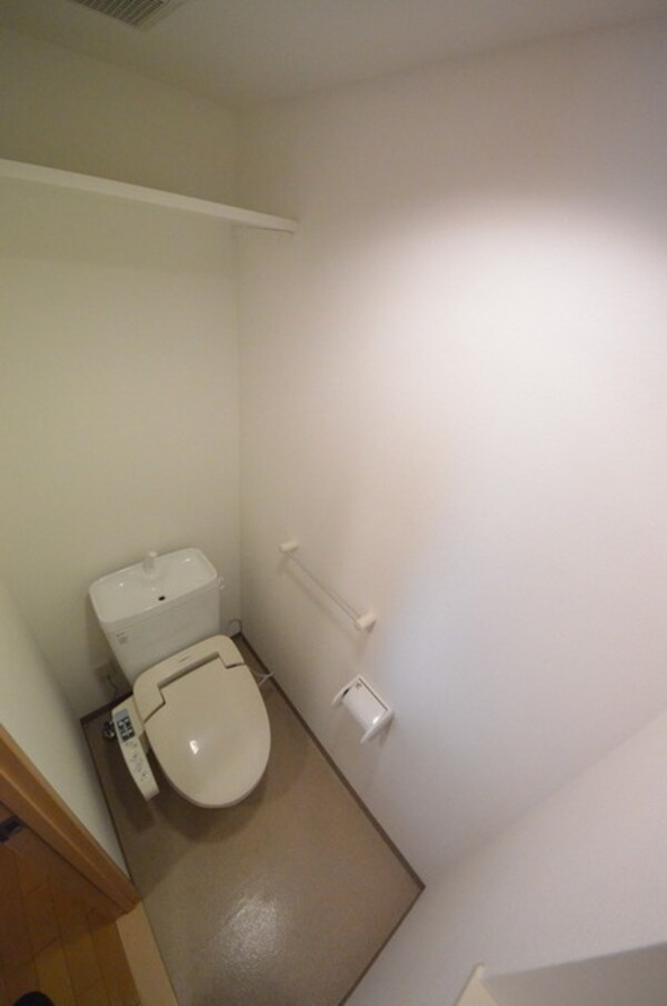 トイレ(☆清潔感あるシャワートイレ☆)