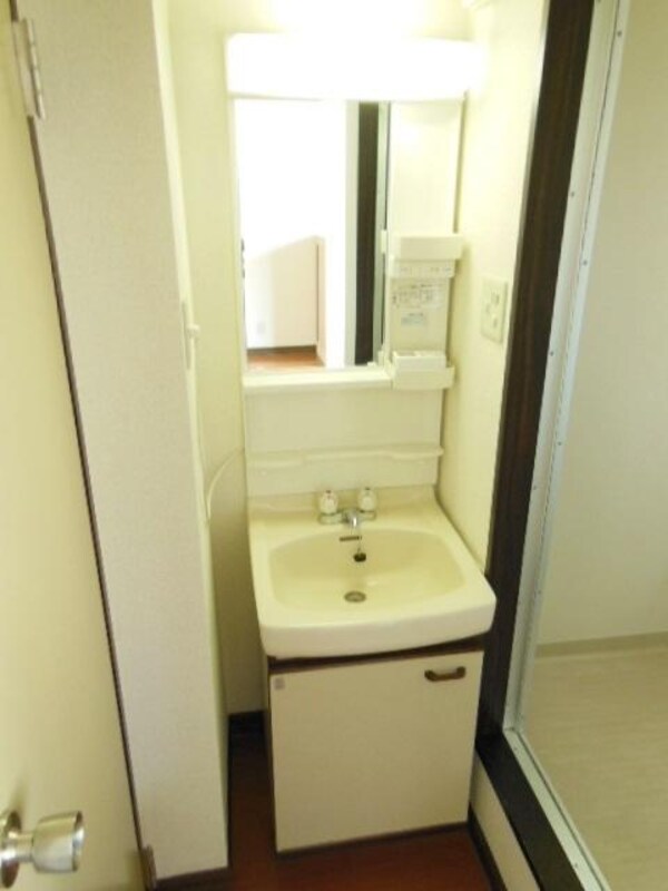 洗面(☆忙しい朝晩の強い味方ですよ☆)