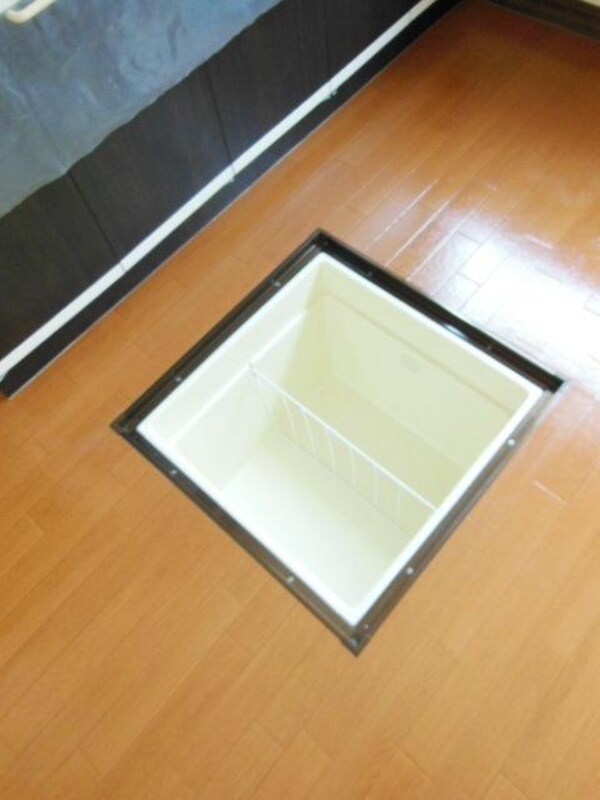 設備(☆床下の収納スペース☆)