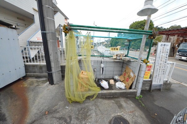 エントランス(☆八王子市は分別しないとね☆)