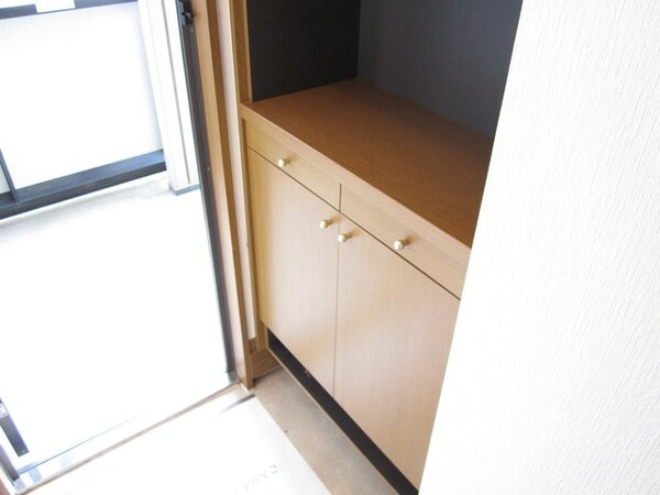 設備(★下駄箱に棚もあります★)