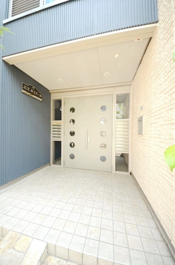 エントランス(♪素敵なエントランス♪)