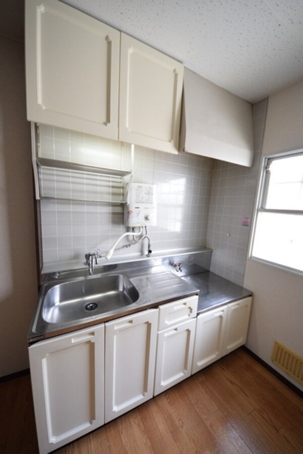 キッチン(★お部屋探しは株式会社タウンハウジング東京まで★)