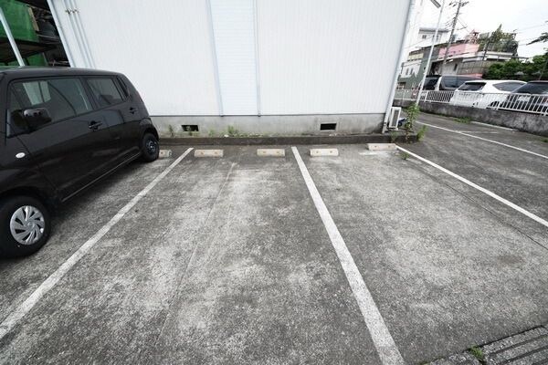 駐車場(★お部屋探しは株式会社タウンハウジング東京まで★)