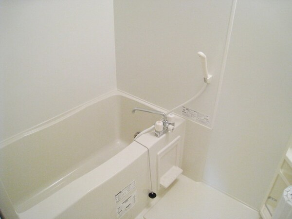 バス／シャワールーム等(♪やっぱりバストイレ別ですね♪)