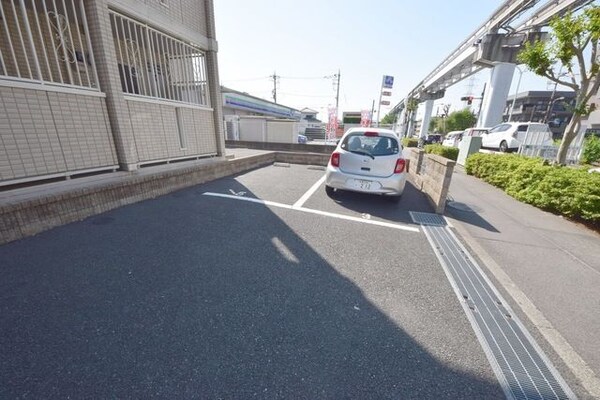 駐車場(★お部屋探しは株式会社タウンハウジング東京まで★)