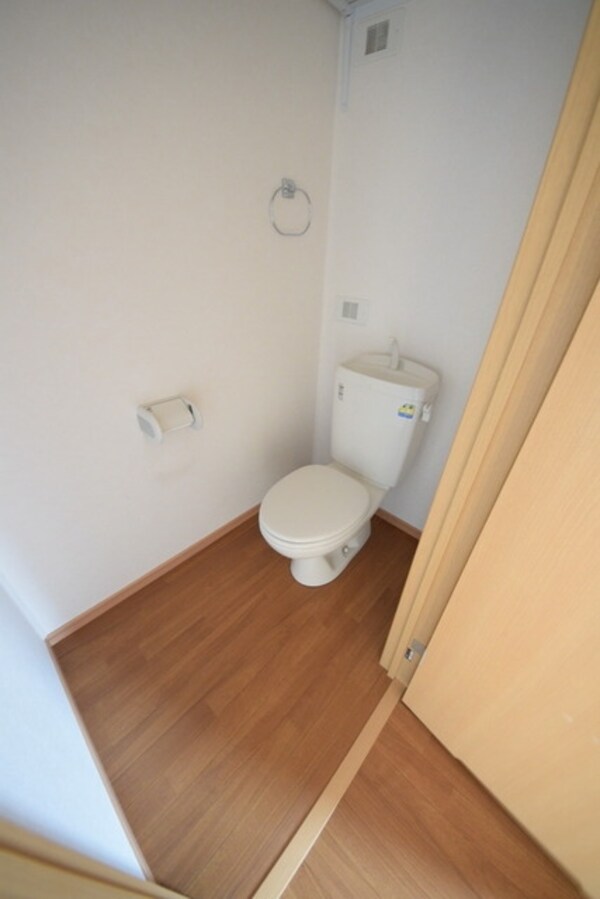 トイレ(★お部屋探しは株式会社タウンハウジング東京まで★)