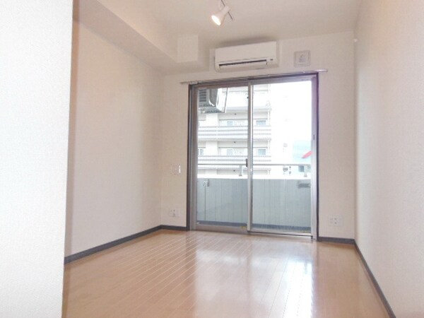 リビング・居室(★お部屋探しはタウンハウジング高幡不動店まで★)