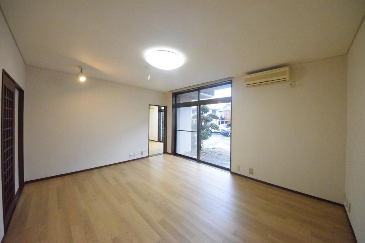 物件内観写真2　(★お問い合わせはタウンハウジングへ★)