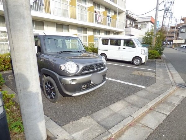 駐車場(♪駐車場♪)