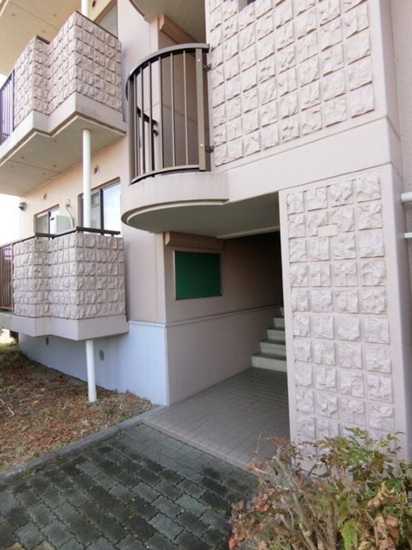 エントランス(外観・共有部分)