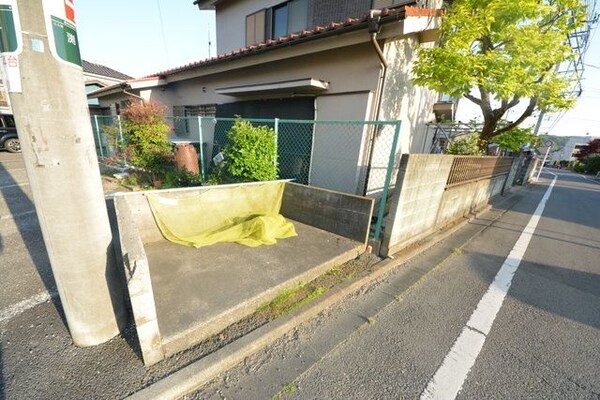 共有部分(ゴミ置き場)