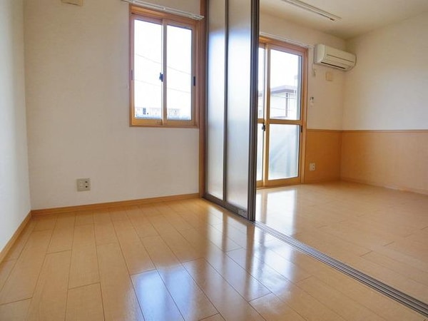 その他室内・内装(☆寝室として仕切れます☆)