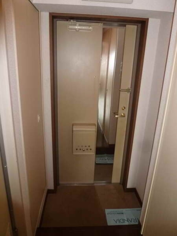 玄関(玄関)