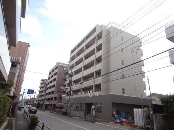 外観(明るい立地)