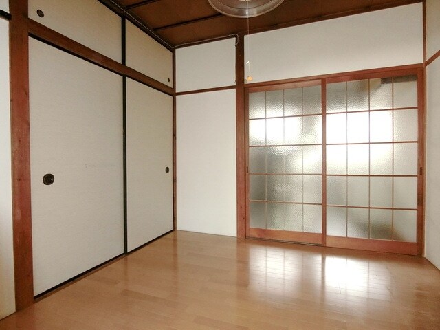 物件内観写真4　(居室)