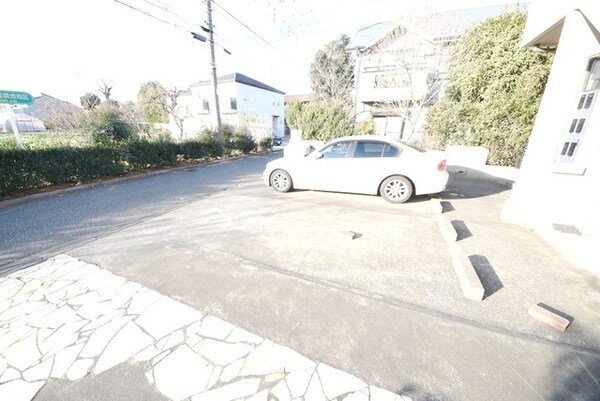 駐車場(★駐車場をご利用いただけます★)