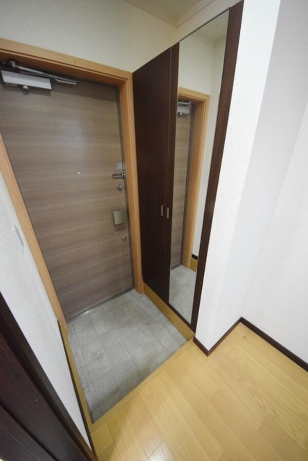 玄関(別部屋参考写真)