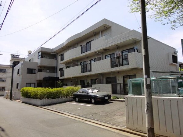 外観(閑静な住宅街です)