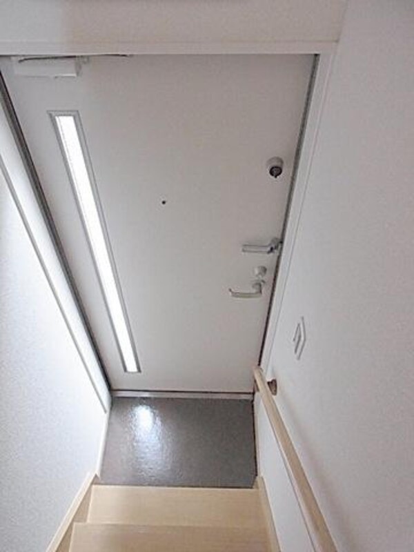 玄関(★お問い合わせはタウンハウジングまで★)