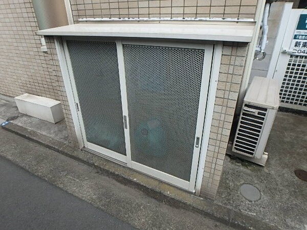 共有部分(ゴミ置き場)