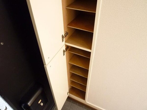 玄関(シューズＢＯＸ)