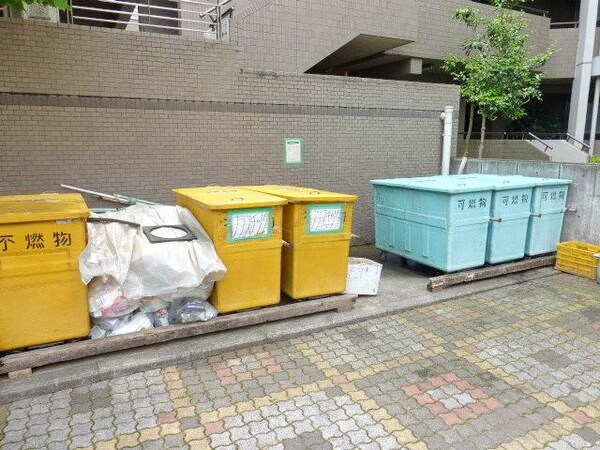 共有部分(★ゴミ置き場★)
