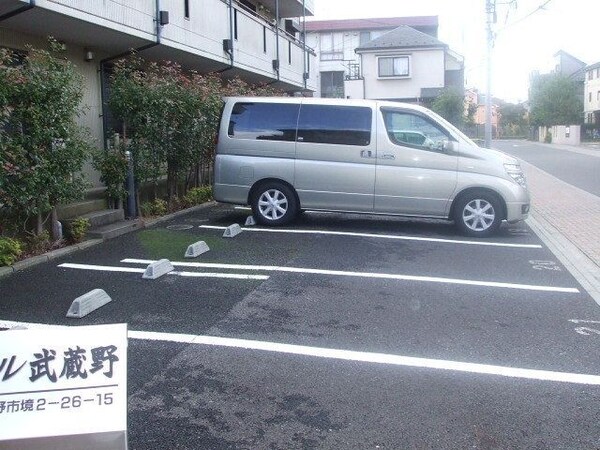 駐車場(★駐車場★)