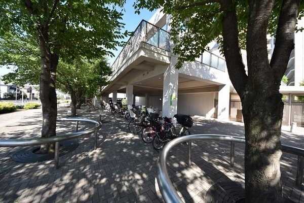 共有部分(自転車置き場)
