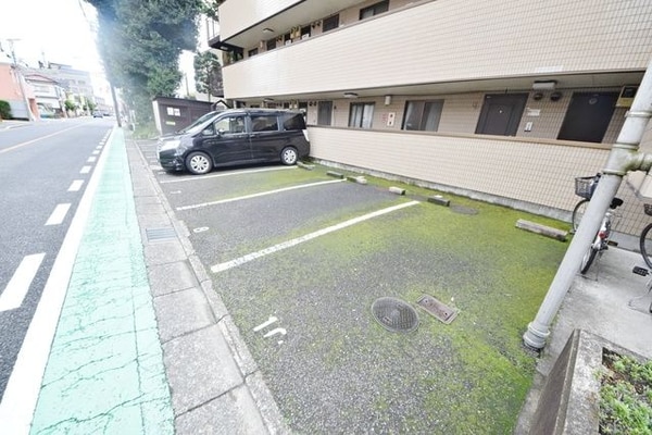 駐車場(★駐車場★)