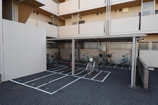 共有部分(★敷地内駐輪場です★)