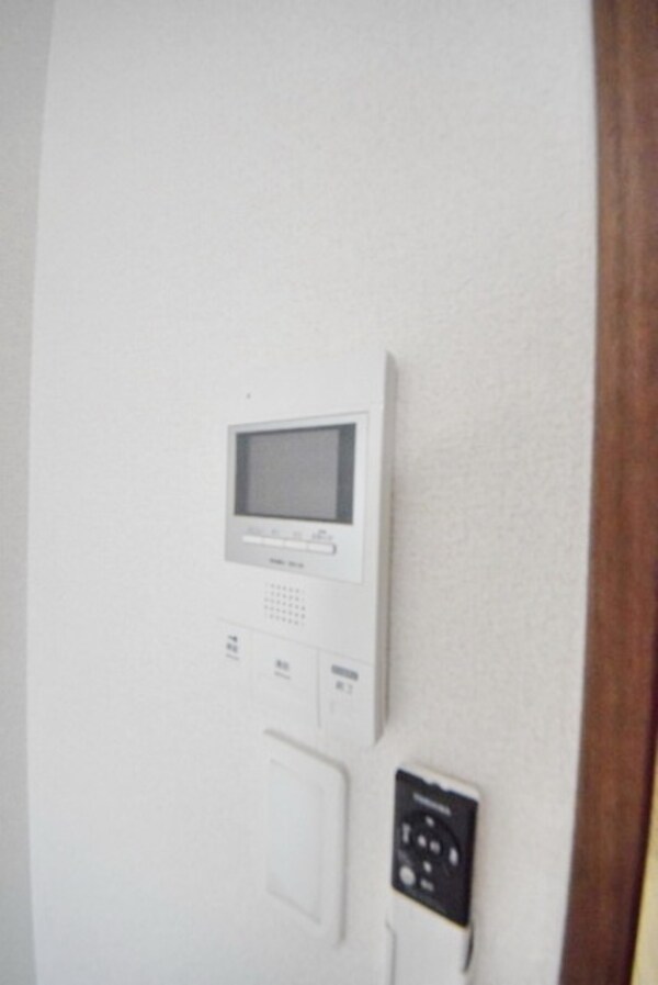 設備(モニター付きインターホン☆)