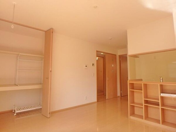 リビング・居室(★収納スペース多数有★)