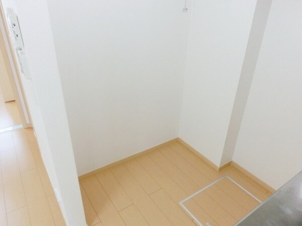 その他室内・内装(★キッチン後ろのスペースも十分確保されているので冷蔵庫など…)