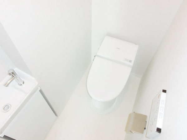 トイレ(★洗面台とウォシュレット付のトイレです★)