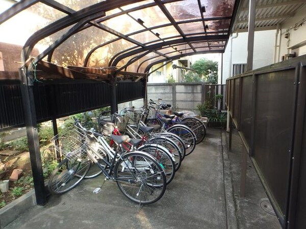 駐車場(★屋根付き駐輪場★)