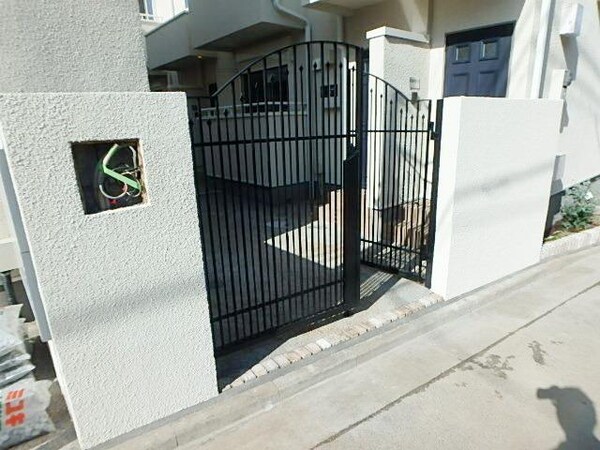 エントランス(エントランス)