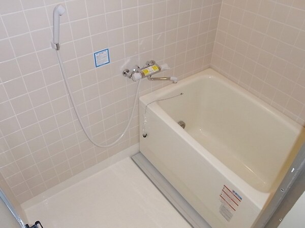 バス／シャワールーム等(★追い焚き機能付きバス★)