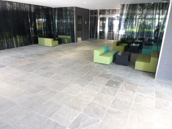 エントランス(★安心のオートロック付きです★)