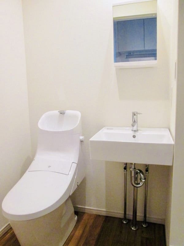 トイレ(別部屋参考写真)