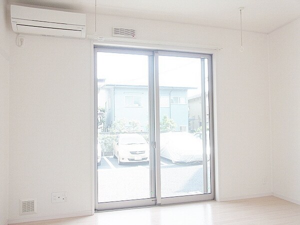 その他室内・内装(★エアコン・室内物干し完備★)