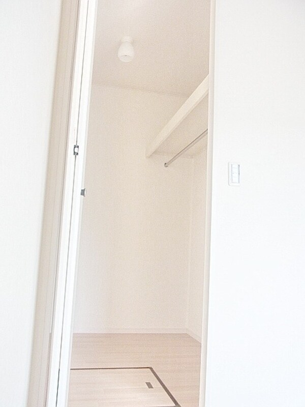 収納(★ウォークインクローゼット★)