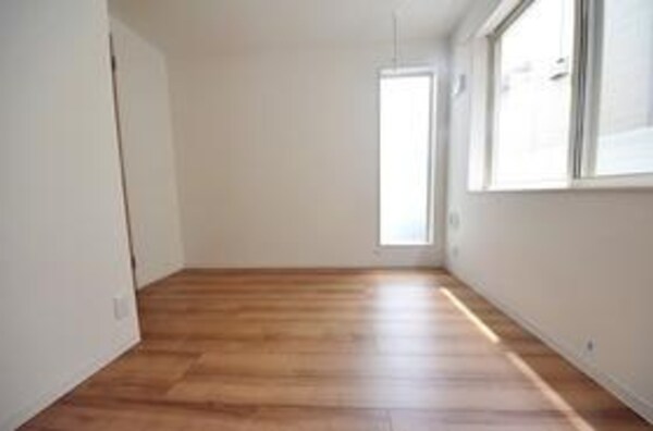 その他室内・内装(★５．３帖の洋室です★)