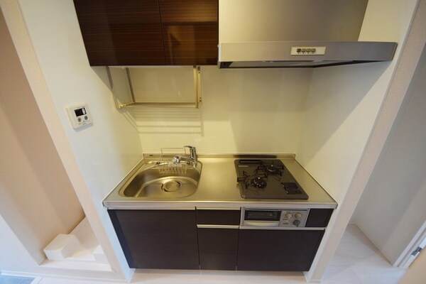 キッチン(★お料理楽々２口ガスのシステムキッチンです★)