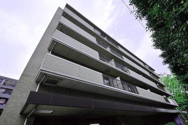 外観(★安心のオートロック付きマンション・調布駅徒歩10分の便利…)