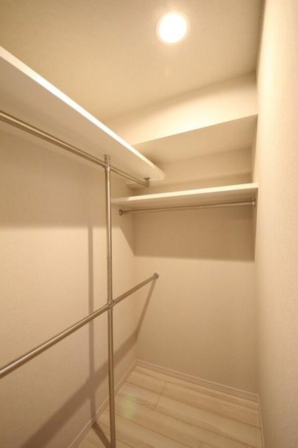 収納(★ウォークインクローゼット★)