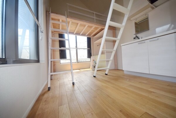 リビング・居室(★6.2帖の洋室です★)