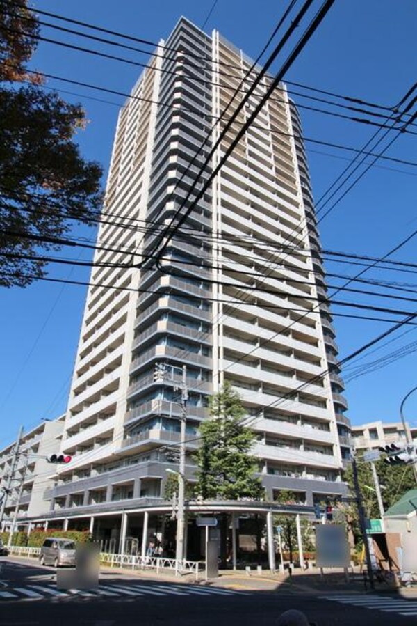 外観(★千歳烏山駅から徒歩6分です★)