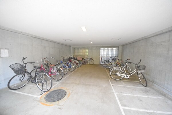 その他(★駐輪所★)